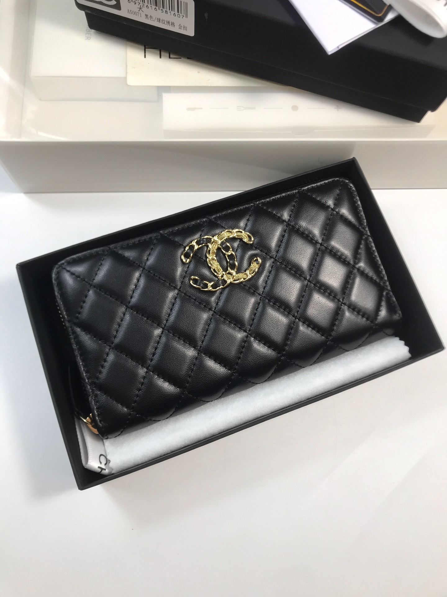 芸能人愛用Chanel シャネル 実物の写真 N品スーパーコピー財布代引き対応国内発送後払い安全必ず届く優良サイト